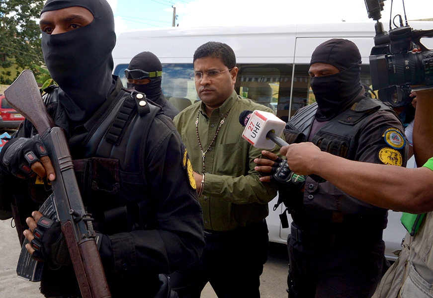 Condenan a 30 años a sacerdote que mató monaguillo Condenan a 30 años a sacerdote que mató monaguillo