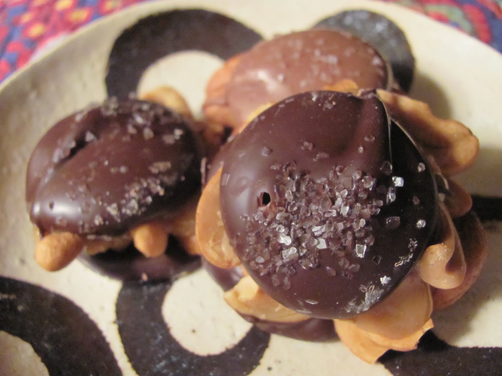 Foodette Reviews Phillips Candy House Chocolate Turtle Basket