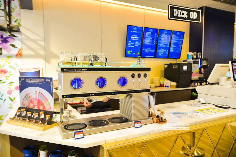 letscafe-17.jpg