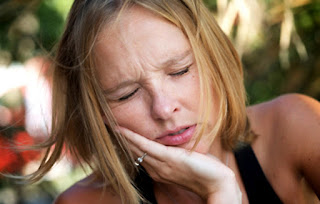 Tips mengatasi gigi sensitif Tips mengatasi gigi sensitif