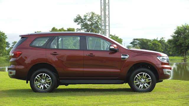 Phiên bản xe ô tô Ford Everest 2016 điểm nhấn tại VMS 2015 Phiên bản xe ô tô Ford Everest 2016 điểm nhấn tại VMS 2015