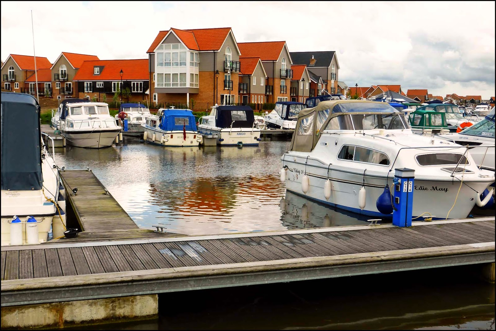 Lincolnshire Cam Burton Waters, Lincoln.