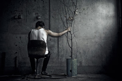 صورحزينه مع عبارات عن الموت فيس بوك صورحزينه مع عبارات عن الموت فيس بوك