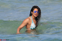 Priyanka Chopra in White Green Bikini in Miami Day 4 Stunning Beauty ~ Exclusive 07.jpg Priyanka Chopra in White Green Bikini in Miami Day 4 Stunning Beauty ~ Exclusive 07.jpg