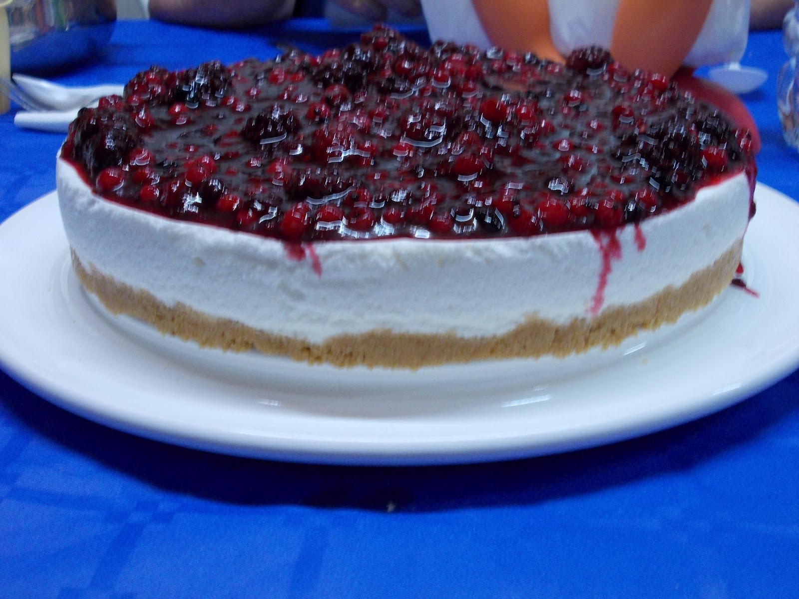 A CASA DI LORY CHEESECAKE ALLO YOGURT E FRUTTI DI BOSCO