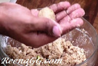 Mawa Til Ladoo Recipe in Hindi step 7