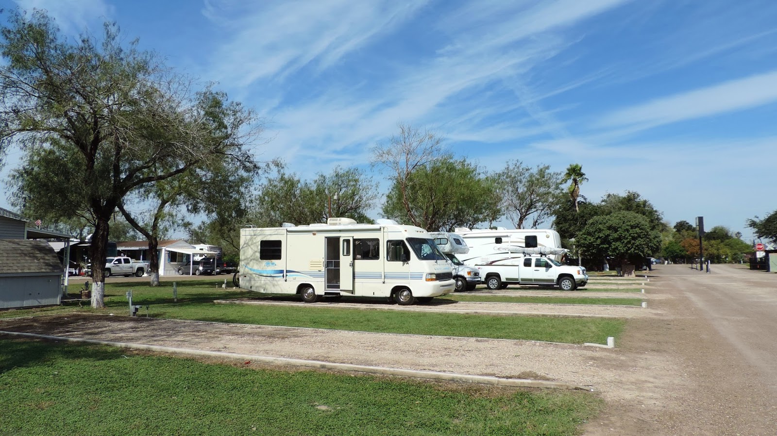 Travel with Kevin and Ruth Meeting our Mexico RV caravan group