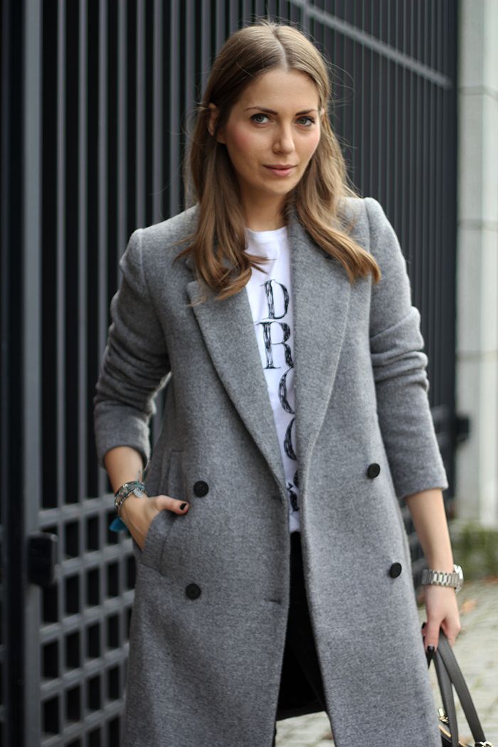 Fashion and style: Structured gray coat