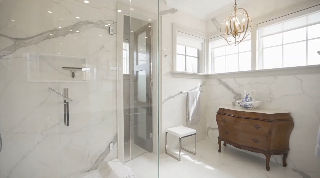 28 Interior Design Photos vs. 101 Georgian Bay Ln, The Blue Mountains, ON