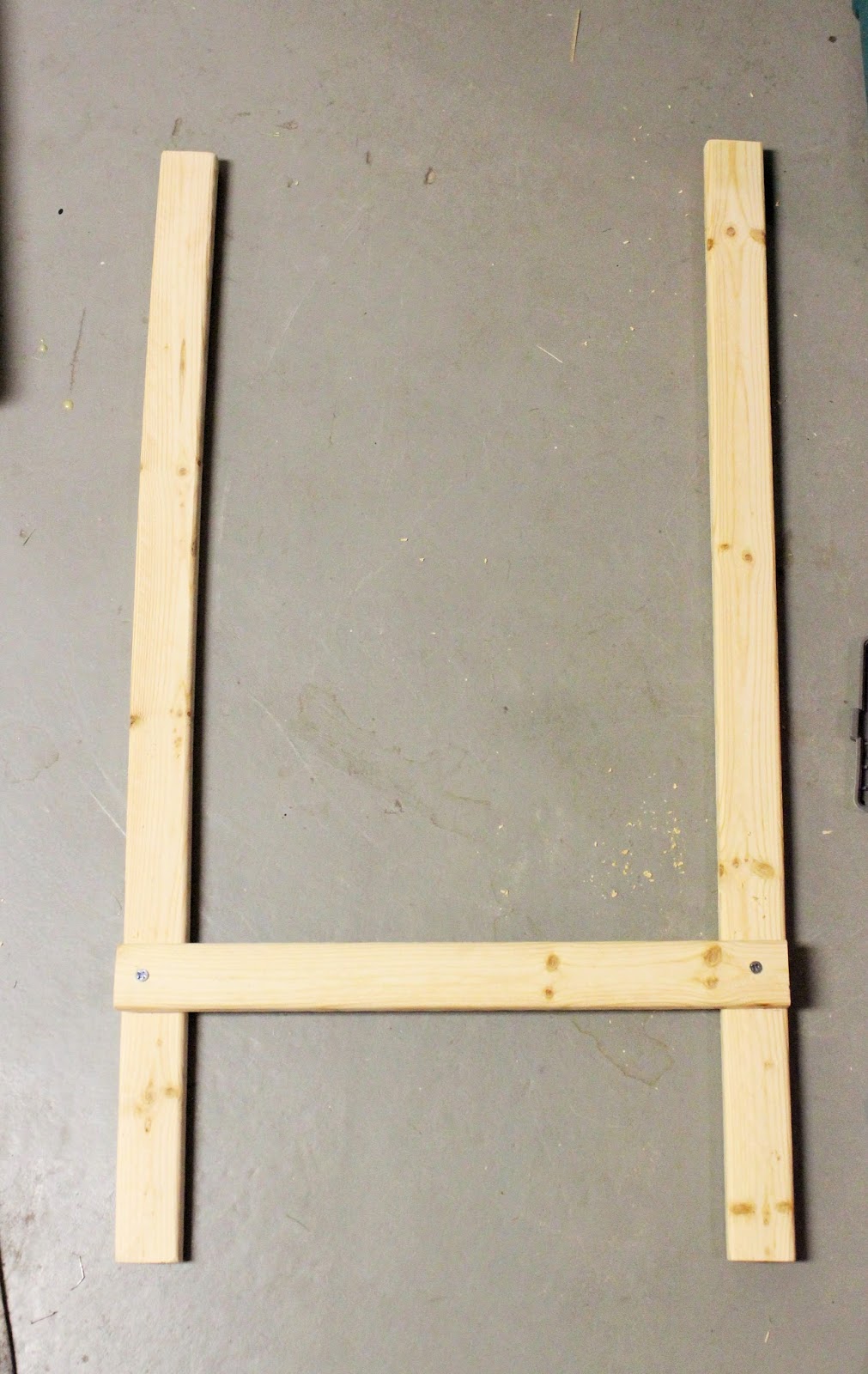 Make your own Chalkboard Easel