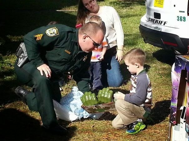 20+ Photos That Will Restore Your Faith In Humanity - No Classmates Showed Up For This Little Autistic Boy's Birthday. His Mom Asked For Help On Facebook And These Amazing Firefighters, Officers And Local Kids Came