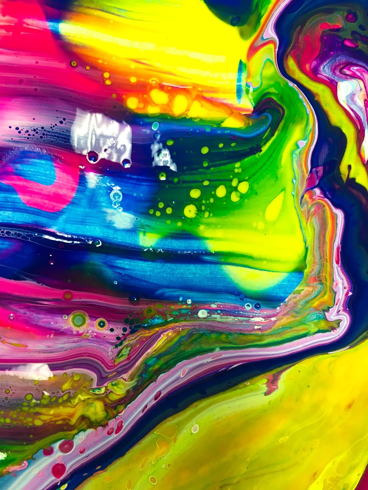 smART Class Fluid Art