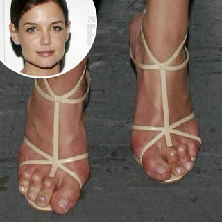ugly-feet-Katie-Holmes.jpg