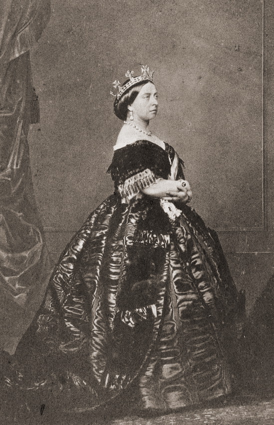 Antique and Classic Photographic Images: Queen Victoria, England, 1861