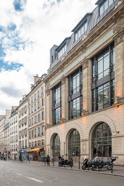 Employ Ef Bf Bde De Restauration Paris En Noir Non D Ef Bf Bdclar Ef Bf Bd Employ Ef Bf Bde De Restauration Paris En Noir Non D Ef Bf Bdclar Ef Bf Bd