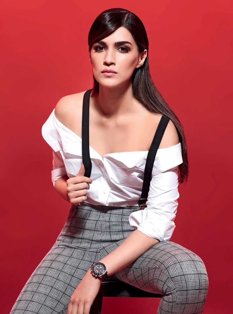 Kriti Sanon Photoshoot Of Cover Magazine December 2018 In White Shirt