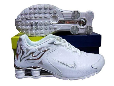 nike shox r4 torch