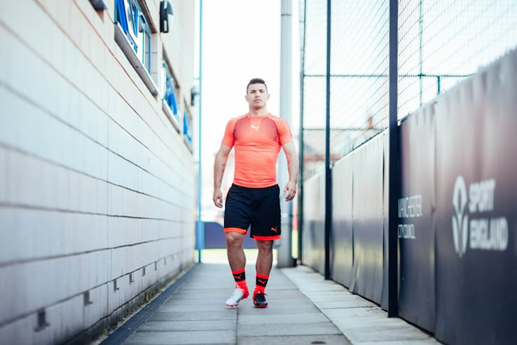 puma evospeed rouge et blanc