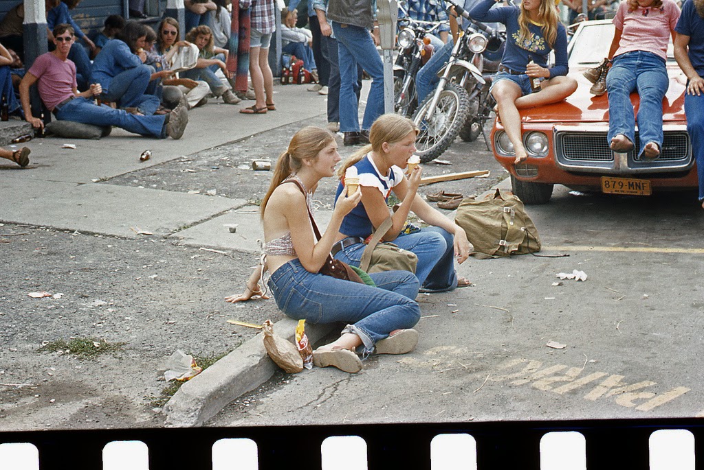 Cool Pictures of Fans at 1973 Summer Jam Rock Festival at Watkins Glen