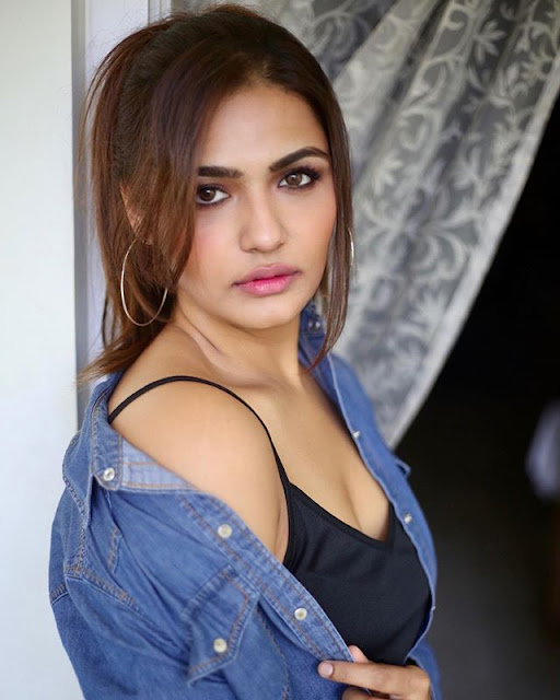 Arthi Venkatesh Photos Arthi Venkatesh Photos