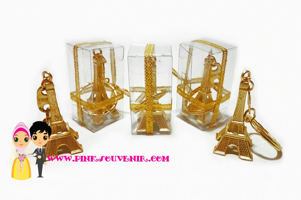 Souvenir Pernikahan Gantungan Kunci Menara Eiffel souvenir pernikahan gantungan kunci menara eiffel