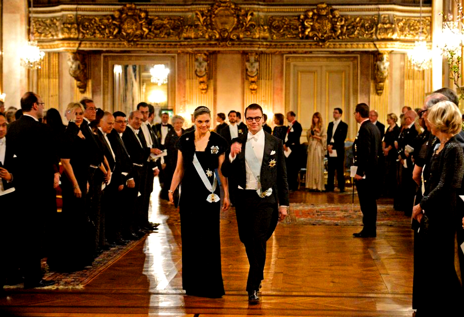 Royalty & Pomp: 10/21/13