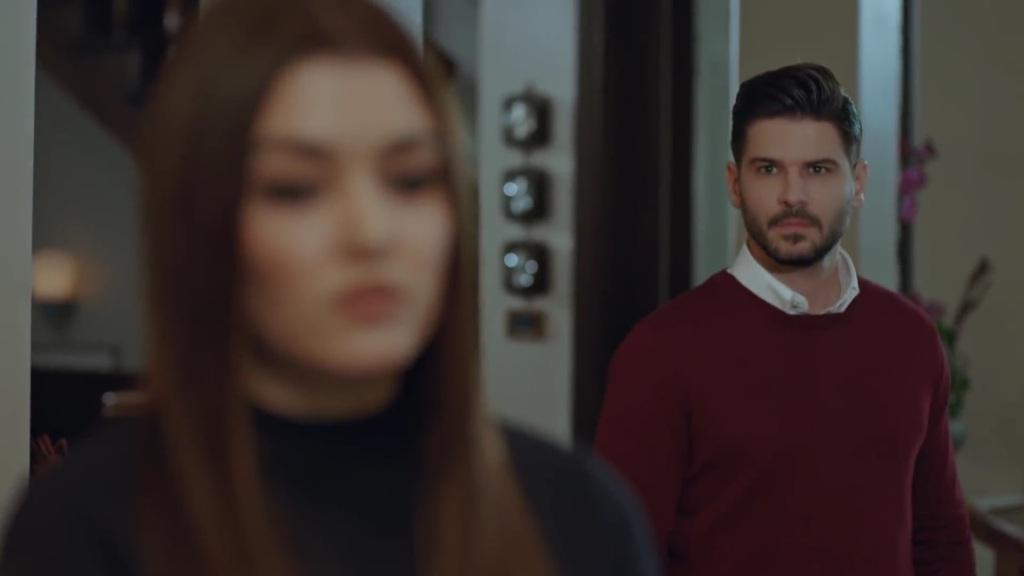 Czarna perła odcinek 56: Vural popada w paranoję! Halil zgadza się na rozwód z Melek! [Streszczenie + Zdjęcia]