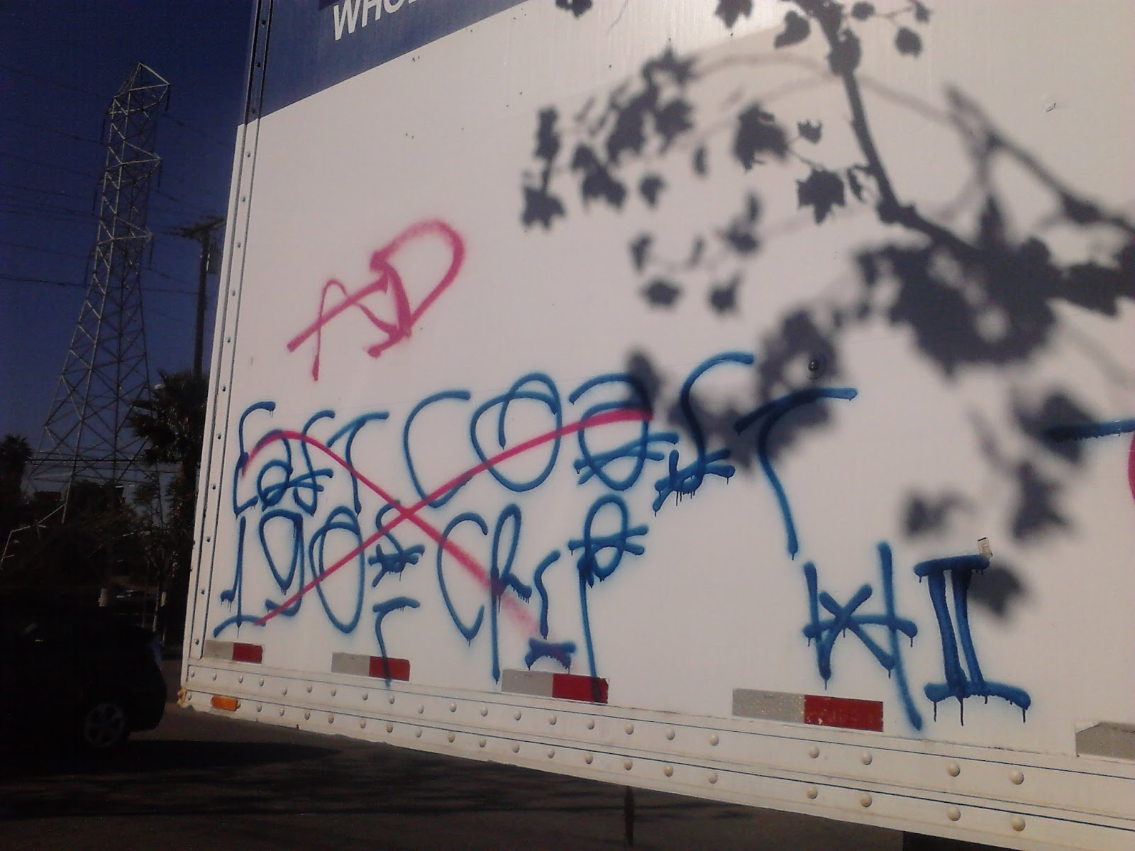 crip gangs graffiti East coast crip ( 190 block )