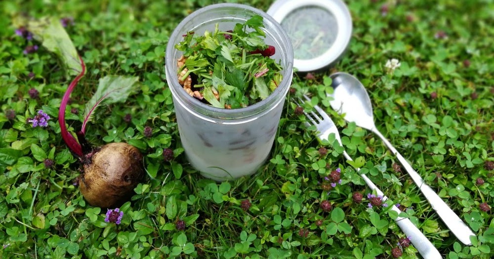 Barbaras Spielwiese: Nudelsalat mit roter Bete, Walnüssen und ... Barbaras Spielwiese: Nudelsalat mit roter Bete, Walnüssen und ...