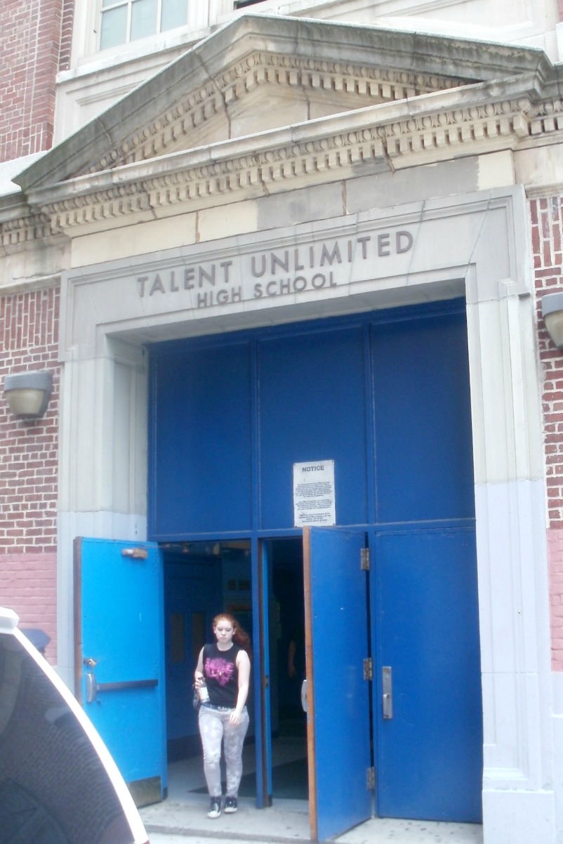 Midtown Blogger/Manhattan Valley Follies Julia Richman Educational Complex