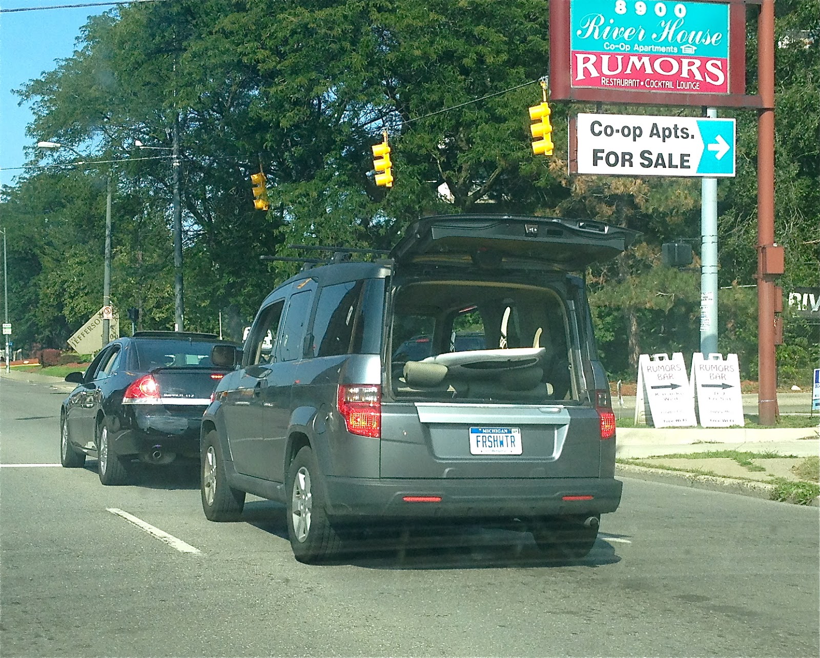 Damn Arbor Surfing near Detroit?