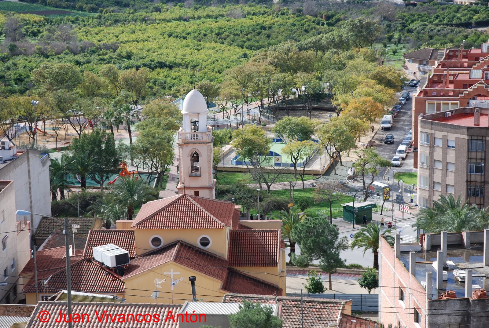 Crónicas de Cabezo de Torres EL JARDÍN DE LA CONSTITUCIÓN EN CABEZO DE TORRES