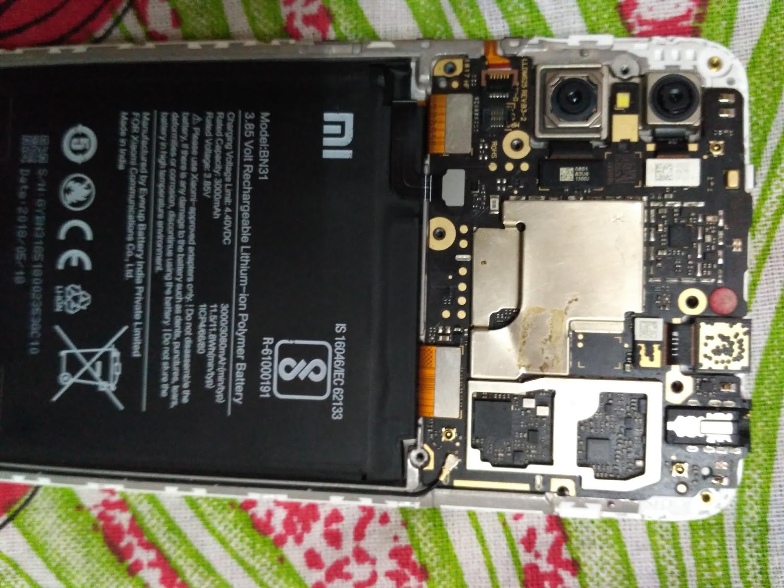 Generalstudies Redmi Y2 Internal Photos generalstudies-redmi-y2-internal-photos
