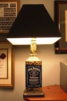 LAMPES APO MPOUKALIA