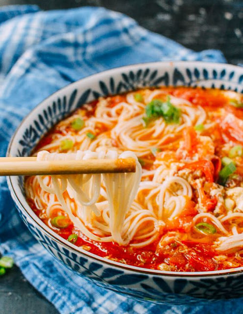 10-Minute Tomato Egg Drop Noodle Soup 10-Minute Tomato Egg Drop Noodle Soup
