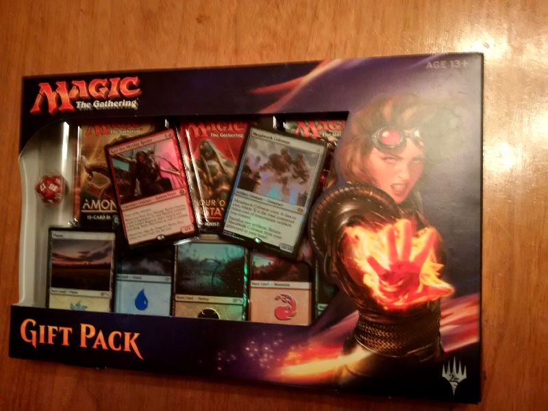 Dalset Malawi bleibe return to ravnica holiday gift box Elevation