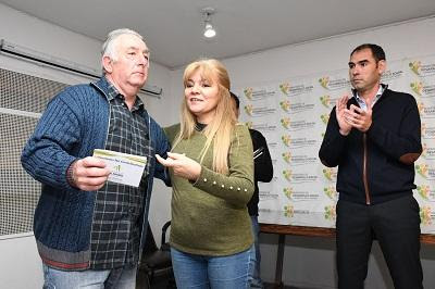 entrega_pensiones_provinciales_24-10.jpg