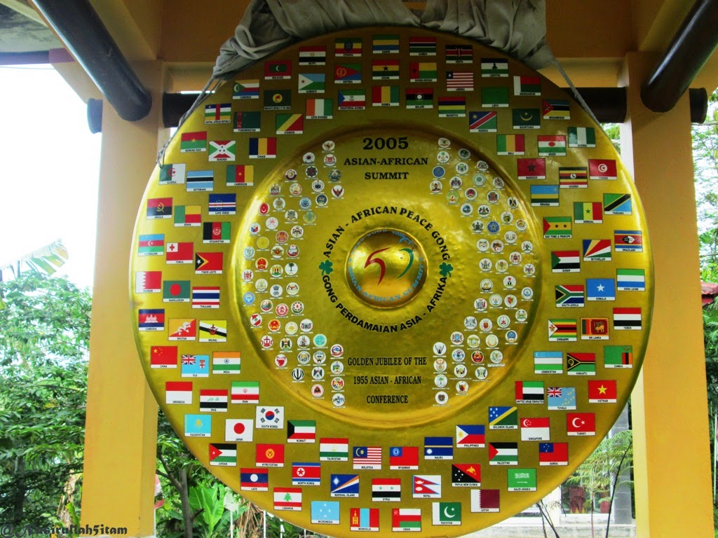 Ada Gong Perdamaian Dunia (World Peace Gong) di Plajan, Pakis Aji