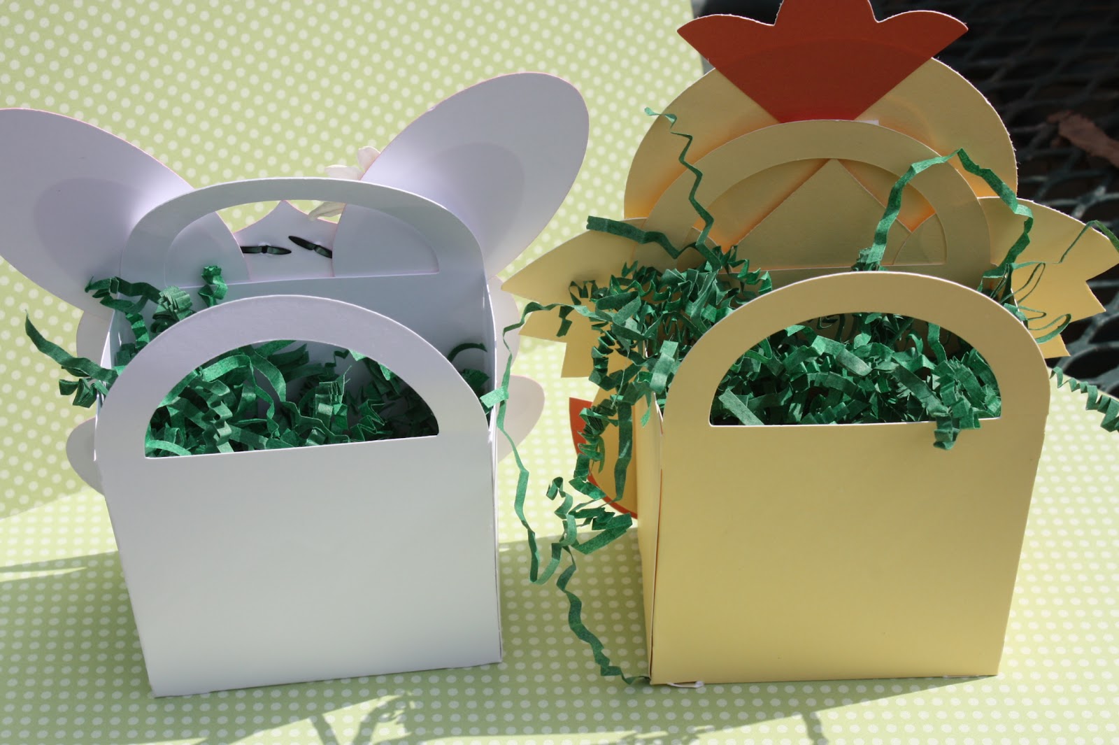 Classic Christina Incredibly CUTE Easter baskets using the Cricut Art