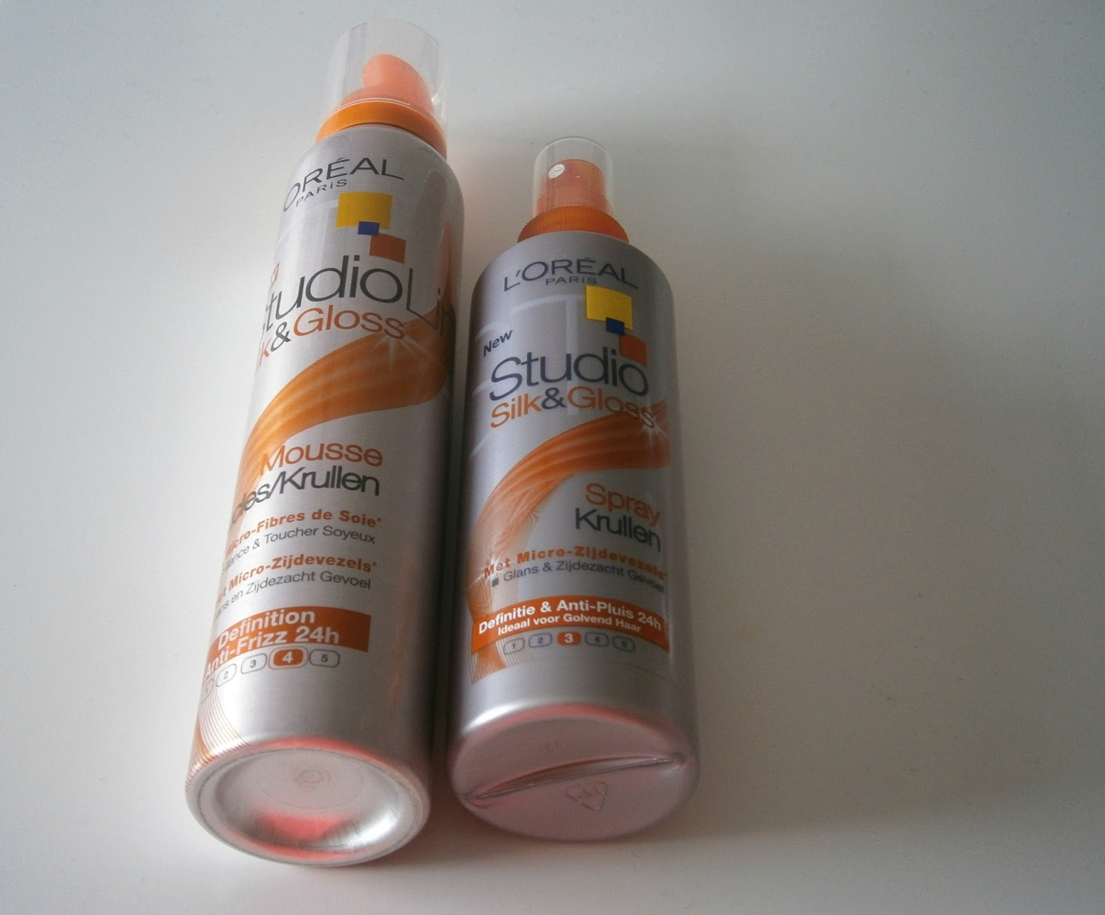 L'Oréal StudioLine Silk & Gloss Spray + Mousse voor krullen ♢ Lovely