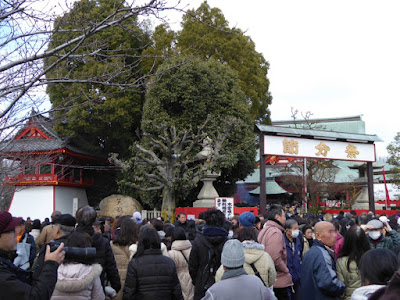 【大阪府寝屋川市】成田山不動尊の節分祭 境内