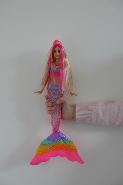 themummydiaryuk: Barbie Rainbow Lights Mermaid Doll Review