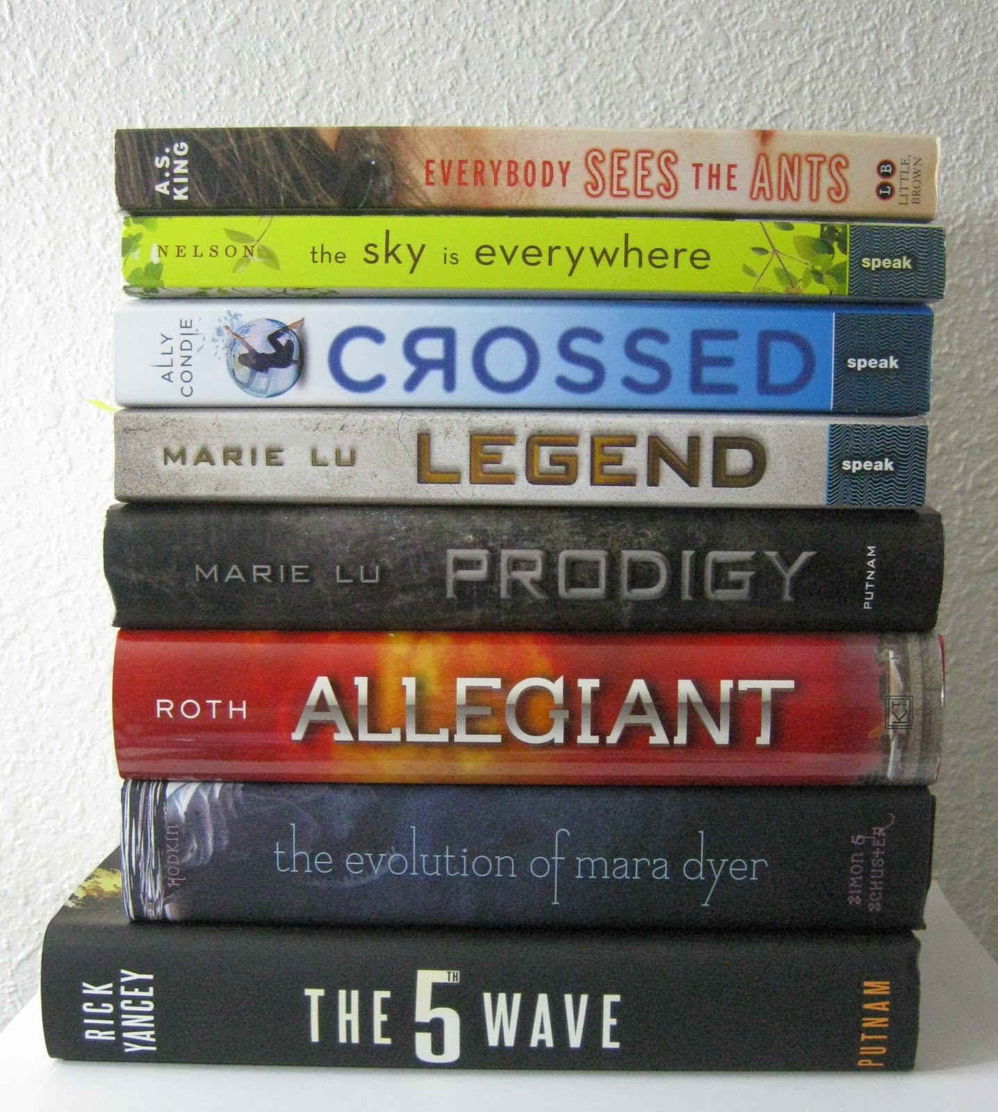 ya-book-queen-the-queen-s-library-40-october-november-books