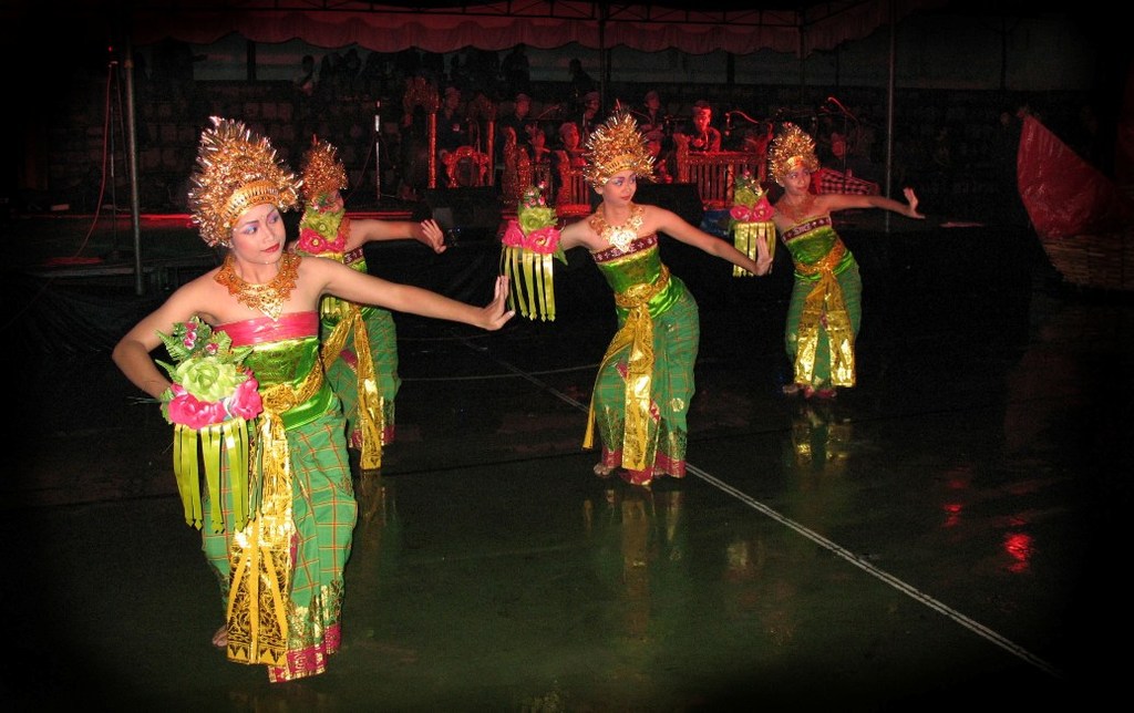 Asal Usul Seni Ukir Bali Dalam Kehidupan Sehari Hari