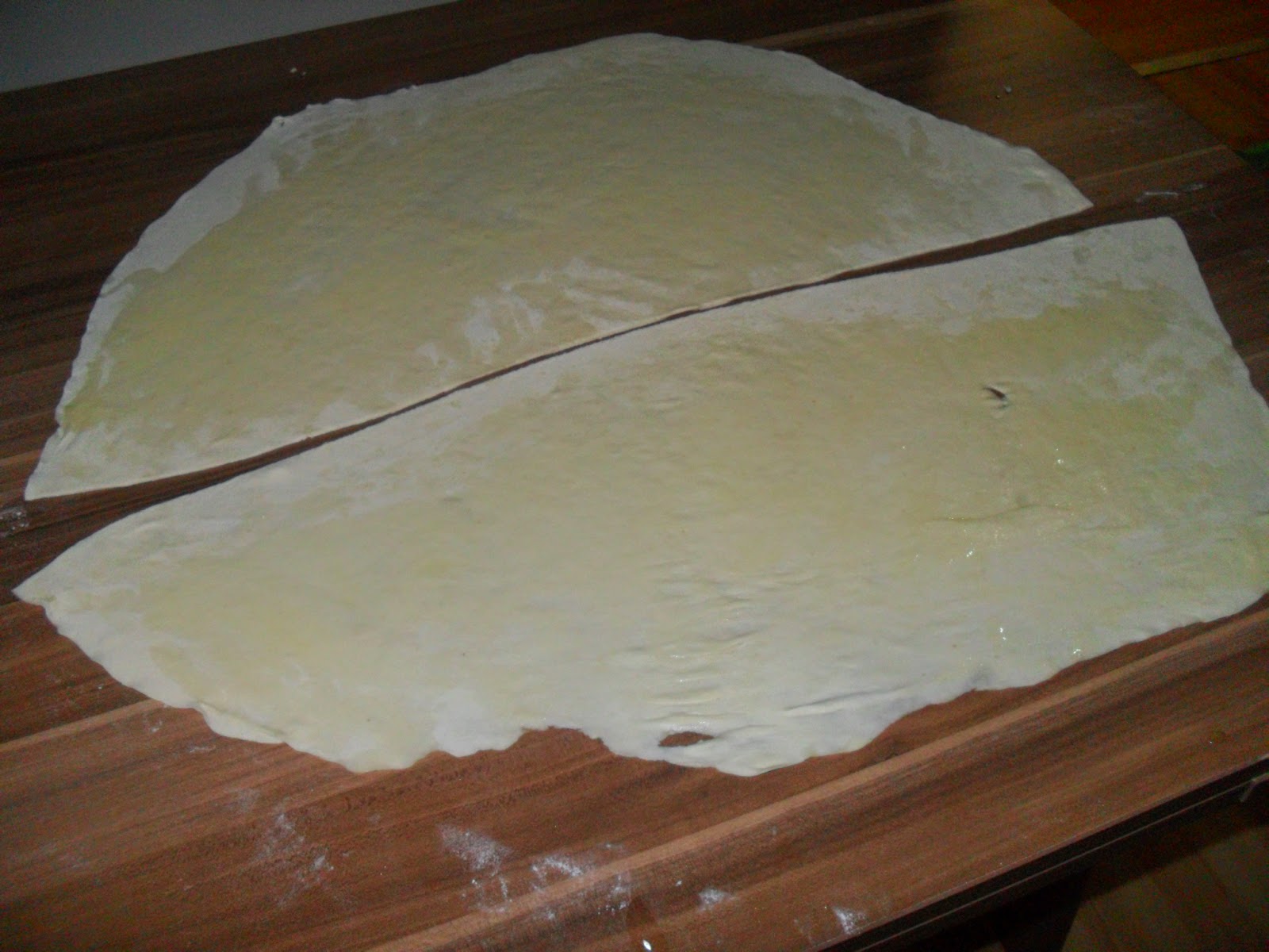 hüsniye�nin mutfağından EL AÇMASI PIRASALI BÖREK