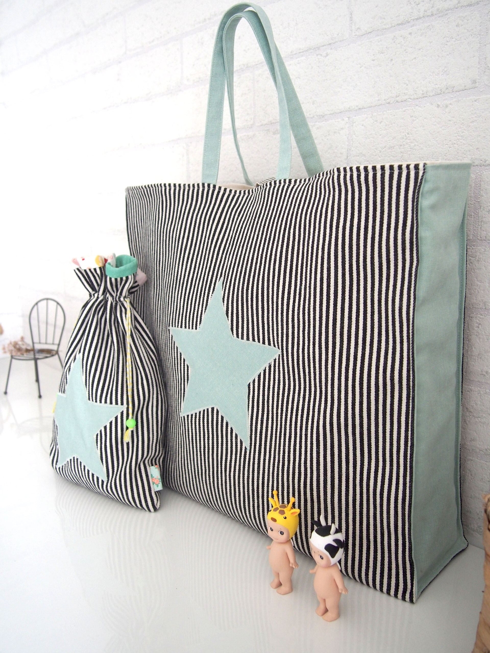 How To Sew a Tote Bag. Classic Tote Tutorial
