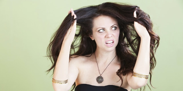 menjadikan rambut mudah diatur