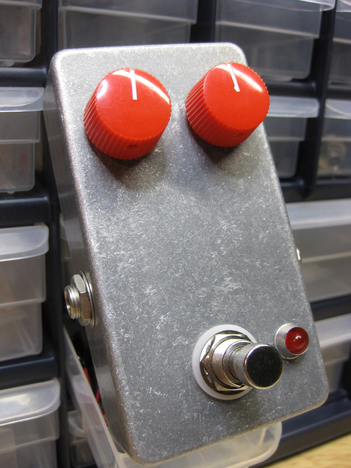 DIY Guitar pedal projects: Way Huge Red Llama build report