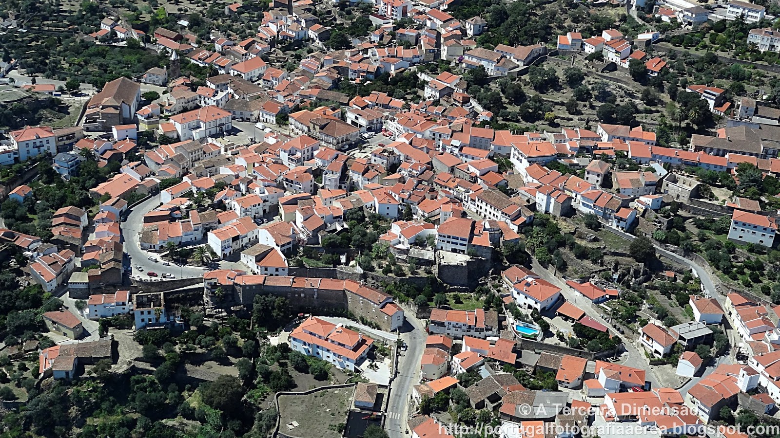 A Terceira Dimensão IdanhaaNova