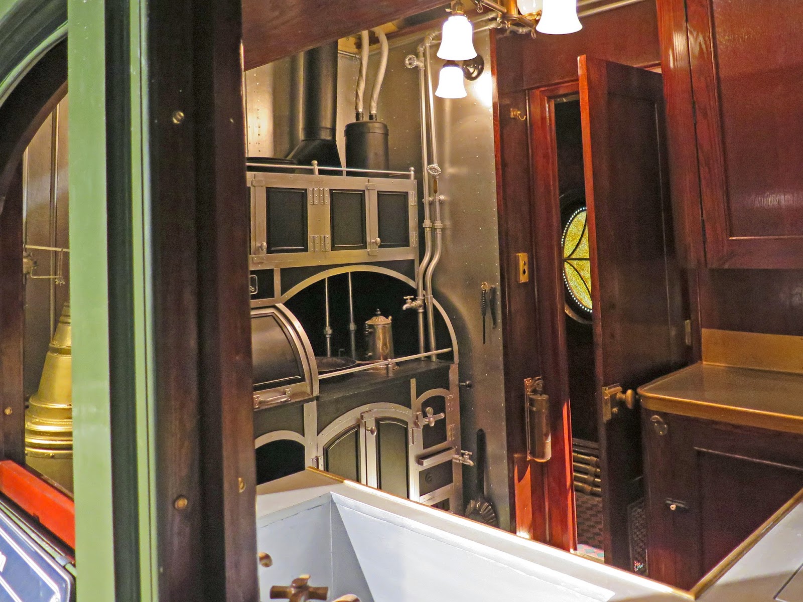 One Day at a Time The Train, The Train!